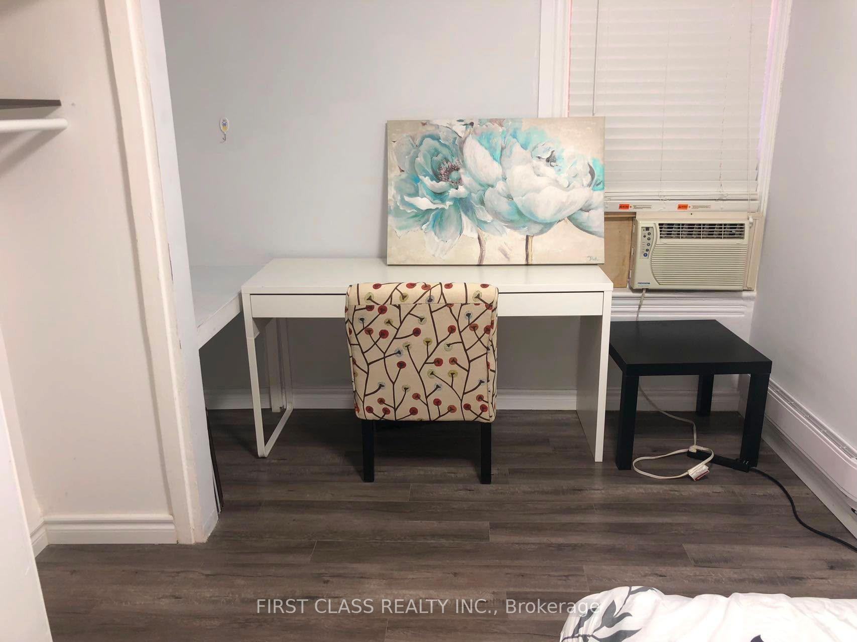 524 Bathurst Street 3rd Floor #3rd Floor, Toronto — Semi-Detached for lease, photo 1