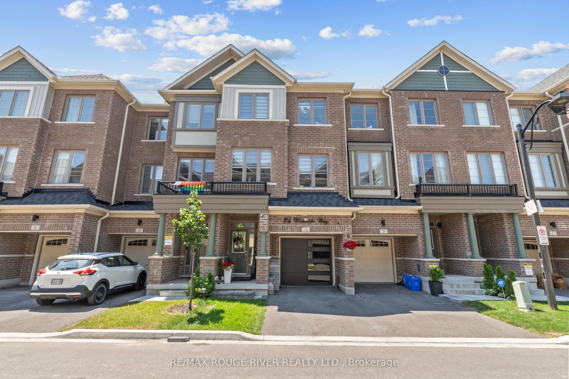 24 Waterside Way, Whitby — Townhouse for sale, photo 1