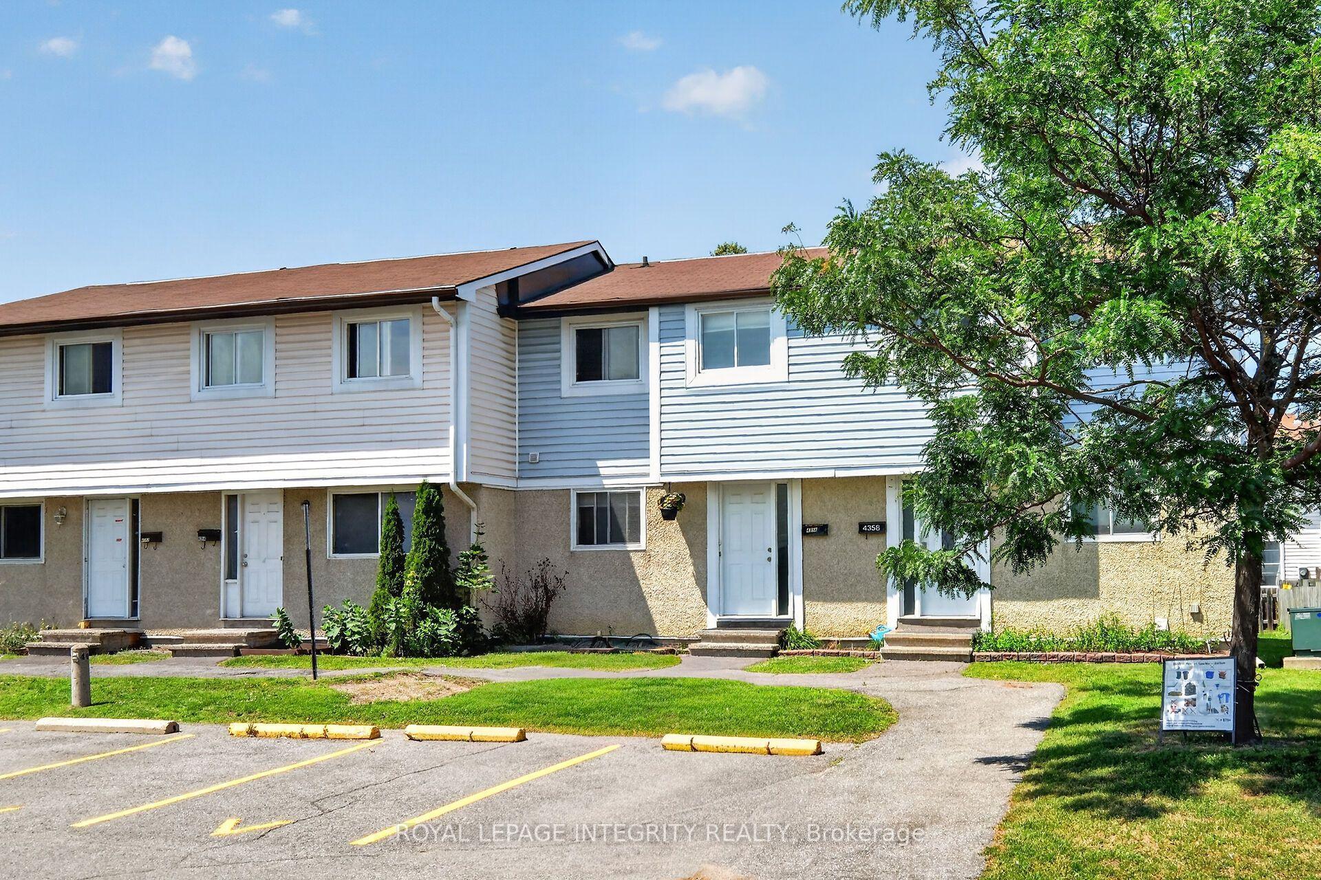 4356 Stella Crescent, Cyrville - Carson Grove - Pineview — Condo Town for sale, photo 1