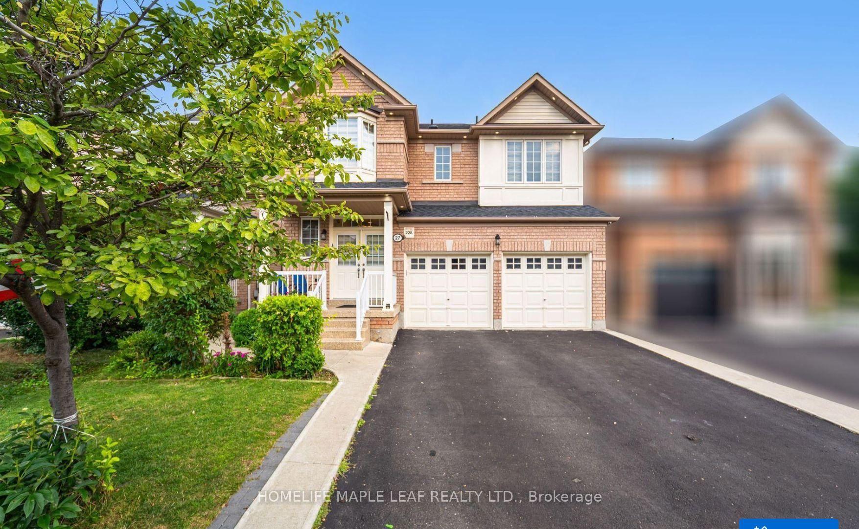 27 Hardgate Crescent — photo 1