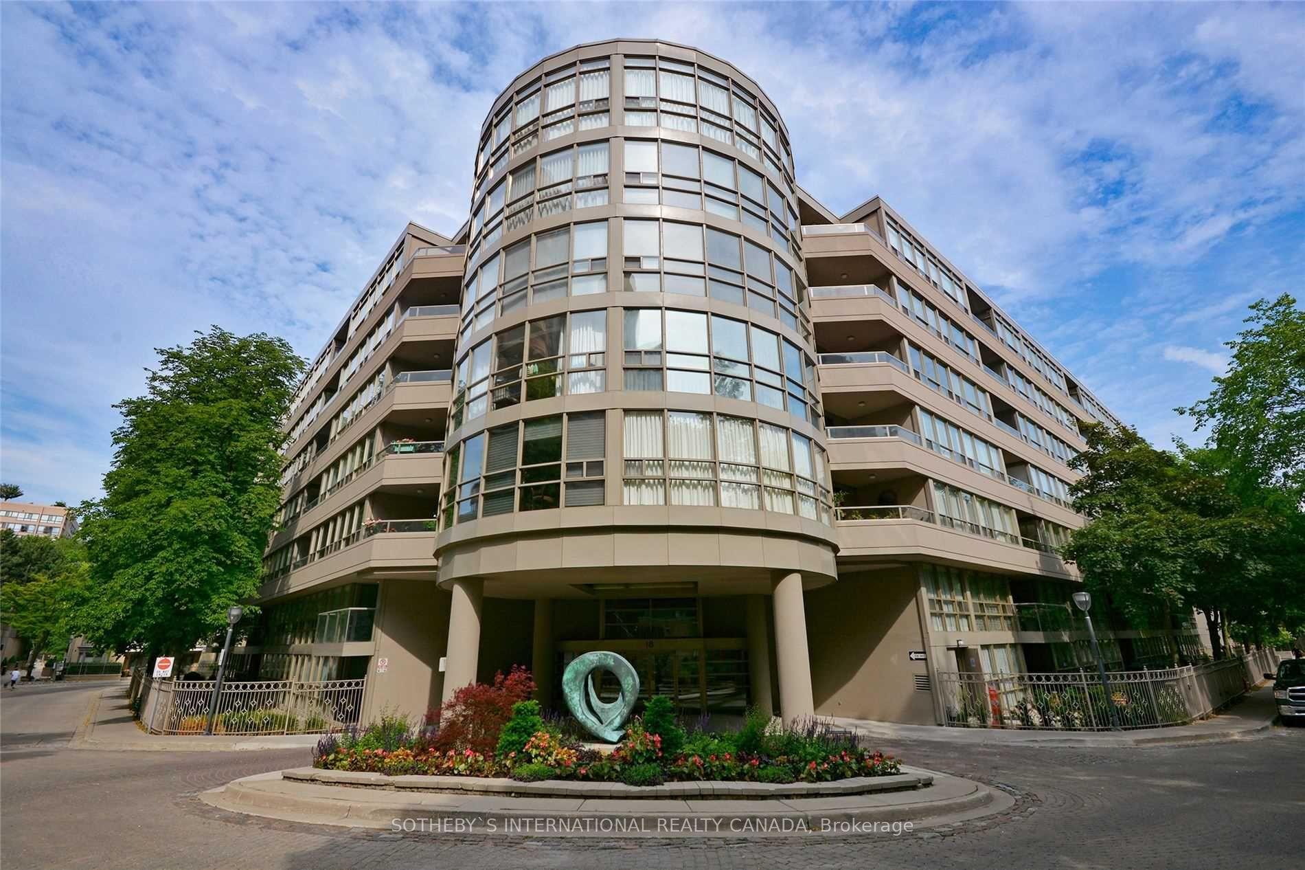18 Lower Village Gate 111 #111, Toronto — Condo for sale, photo 1