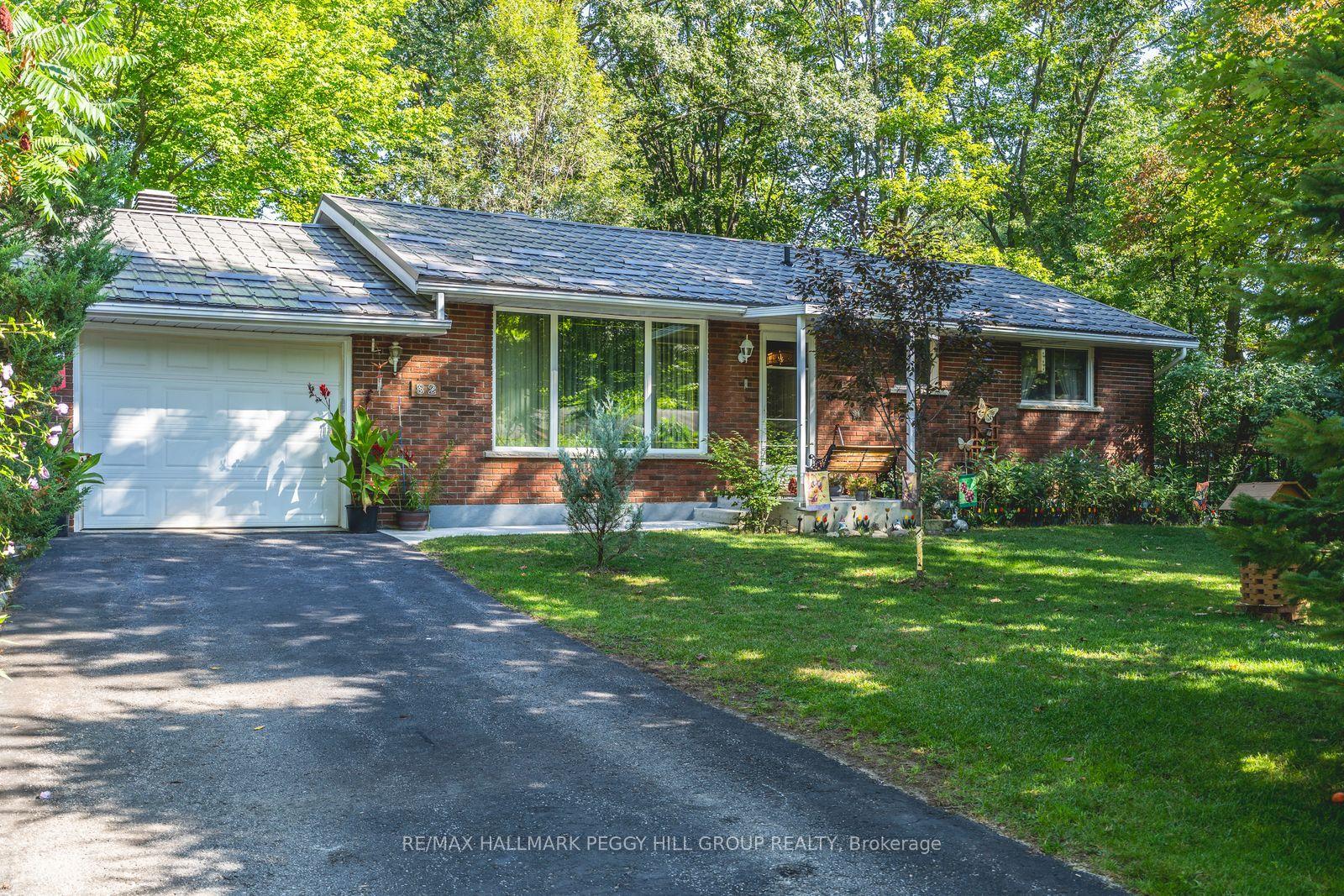 82 Helena Street — photo 1