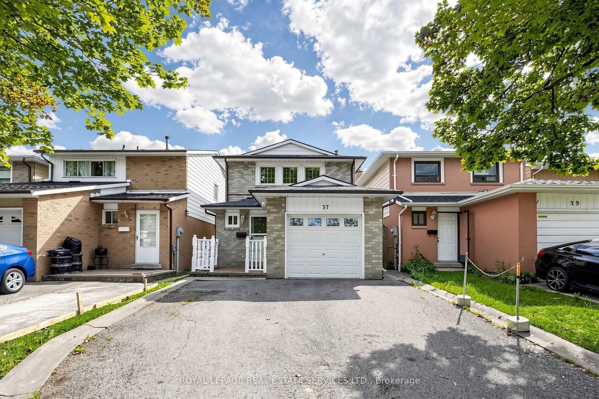 37 Woodsview Avenue, Toronto — Detached for sale, photo 1