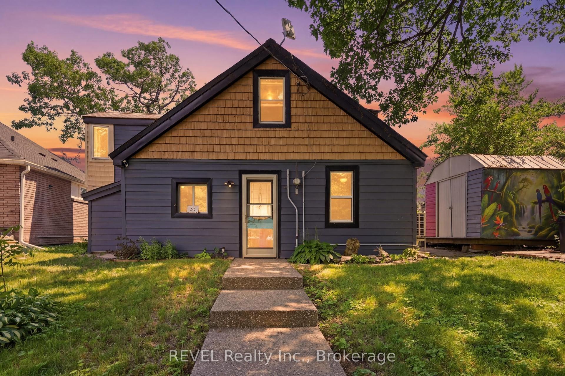 26 Lake Road, Haldimand — Detached for sale, photo 1