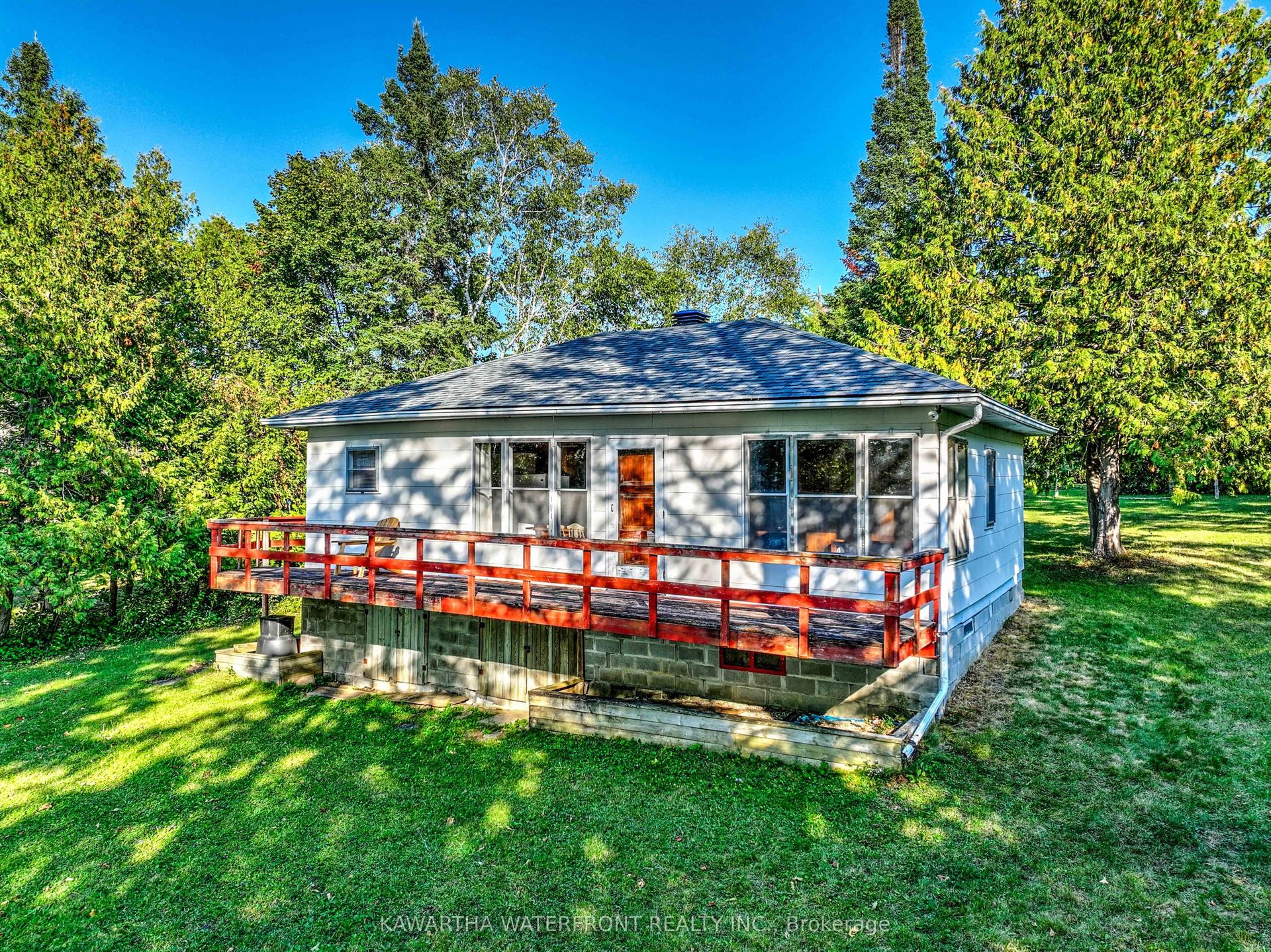 71 Redcap Beach Lane — photo 1