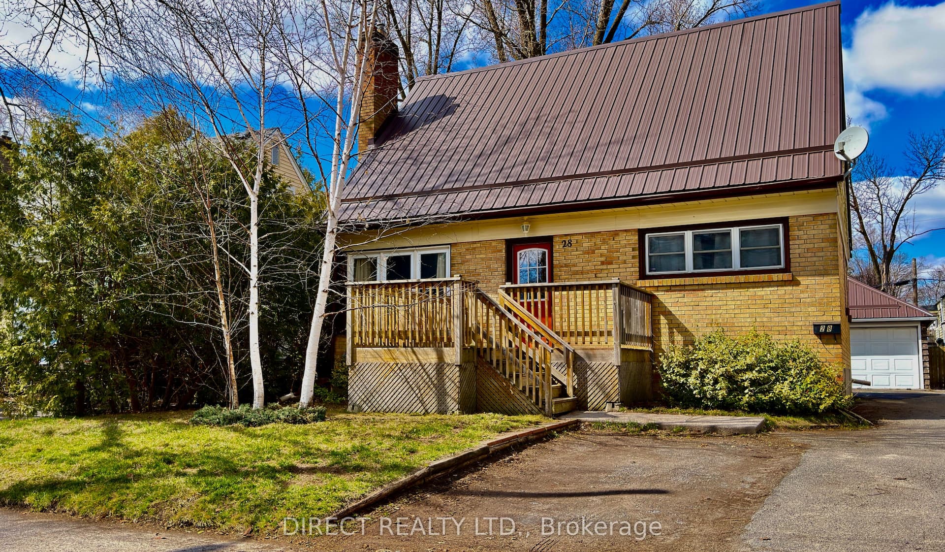 28 Southview Avenue — photo 1