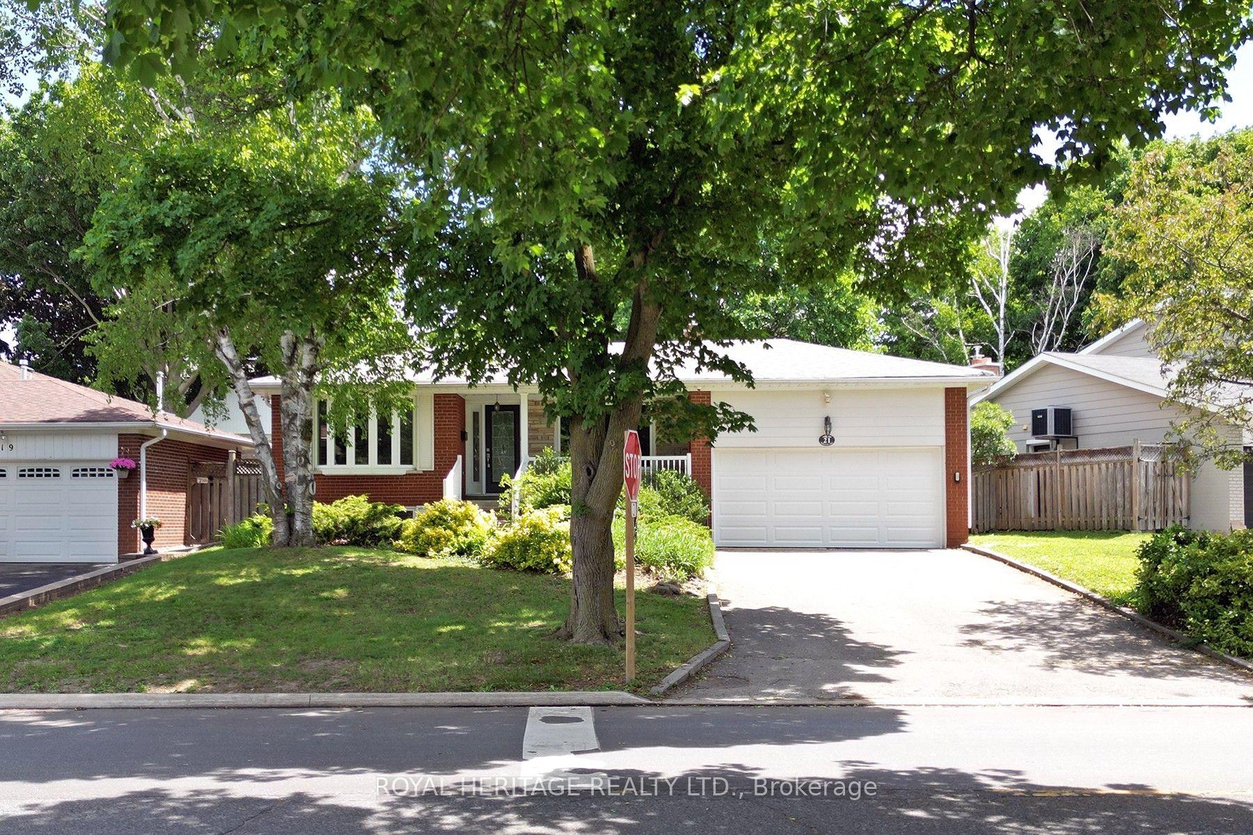 21 Wootten Way S — photo 1
