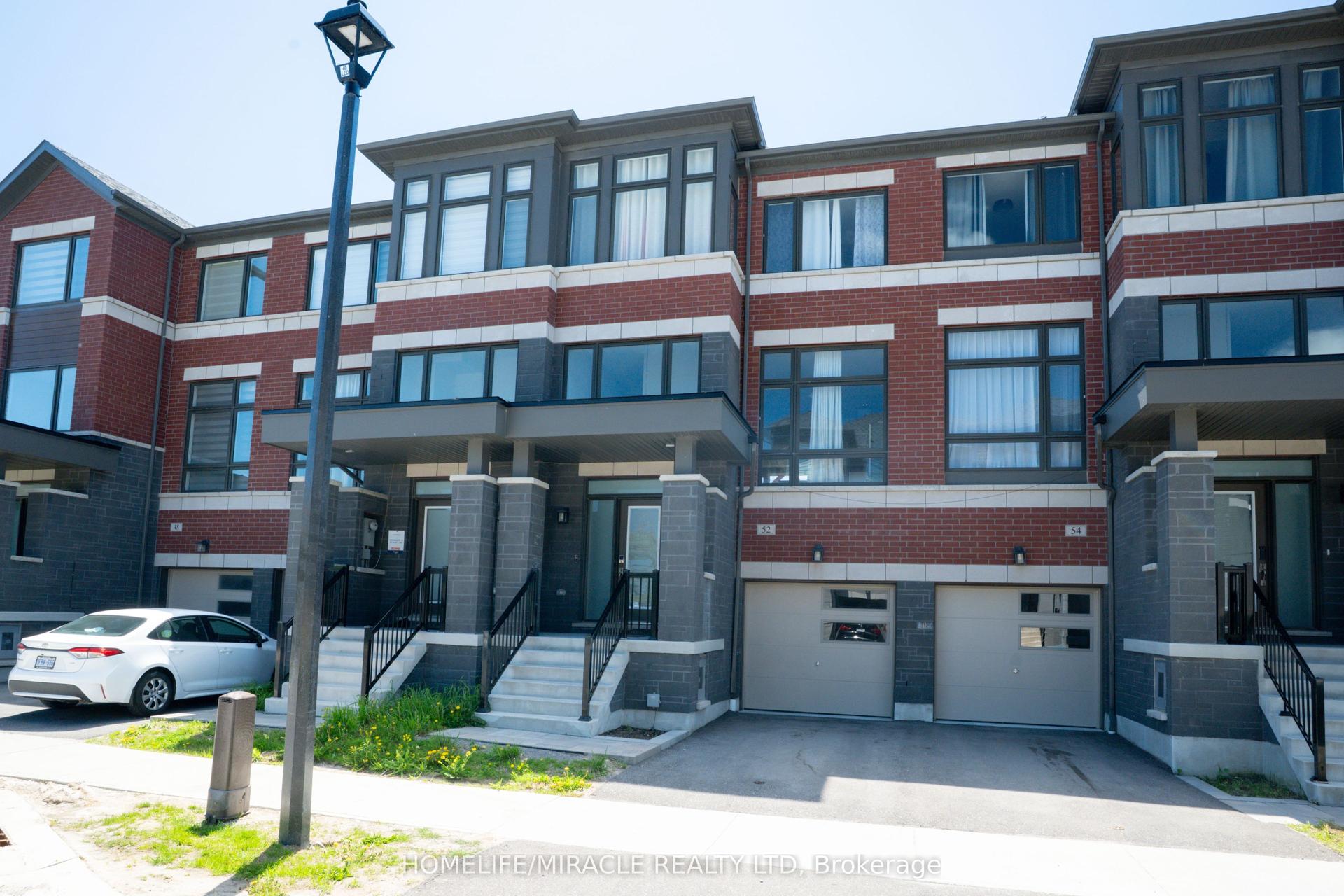 52 Douet Lane, Ajax — Townhouse for sale, photo 1