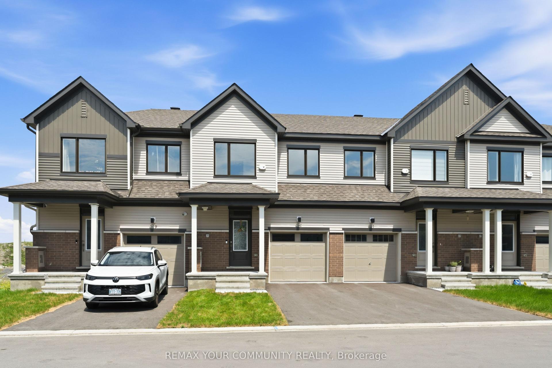 859 Andesite Terrace, Barrhaven — Townhouse for lease, photo 1