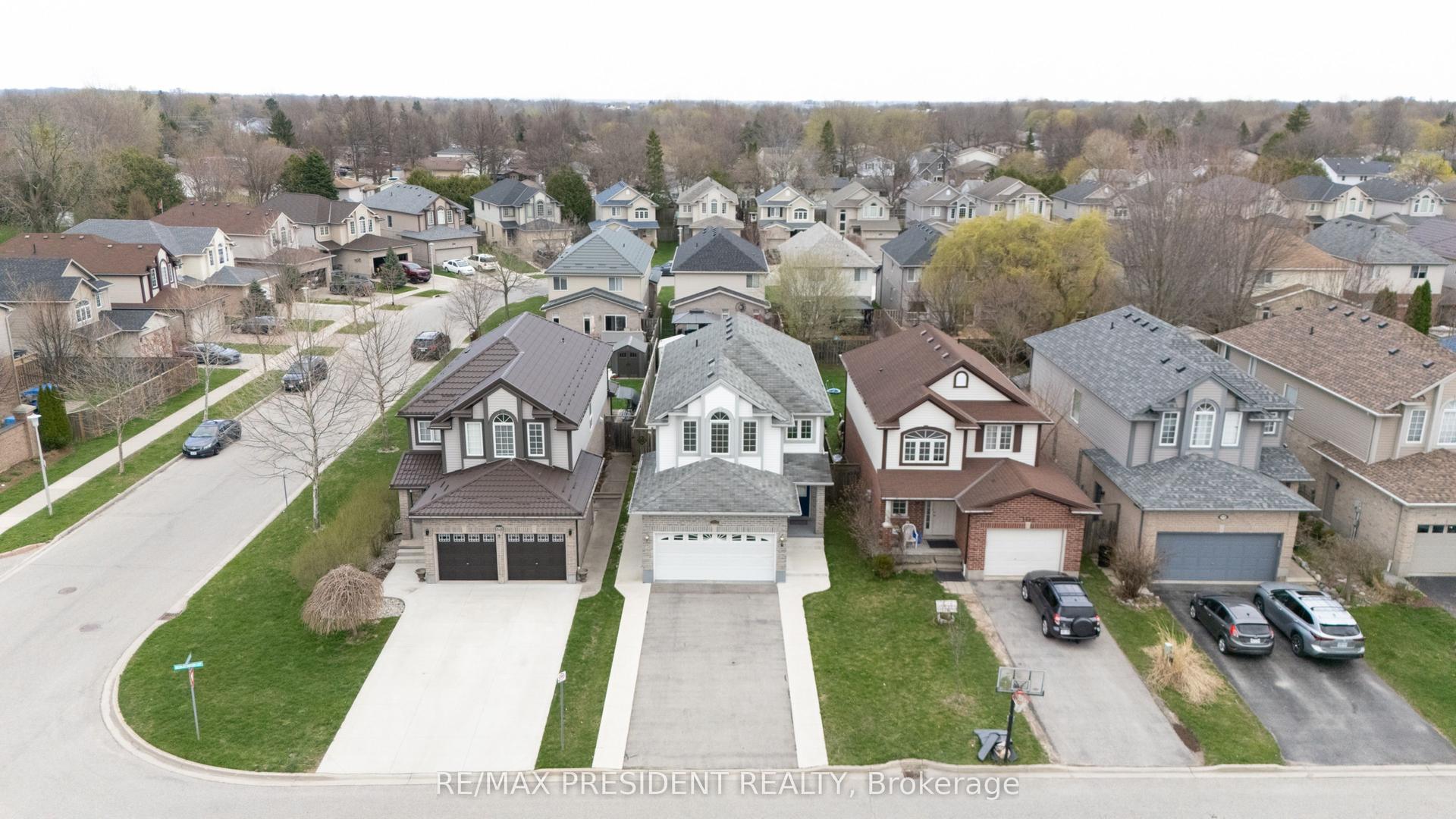 1565 Mickleborough Court — photo 1