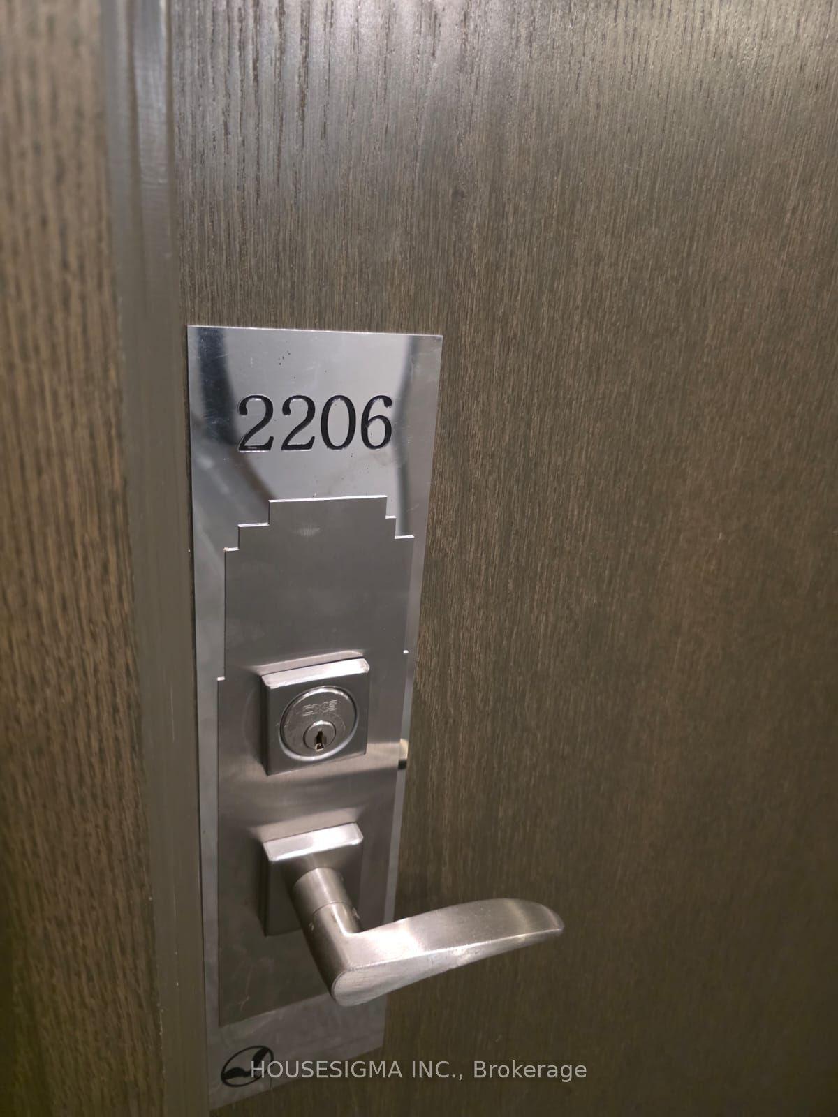2910 Highway 7 N/A W 2206 #2206 — photo 1