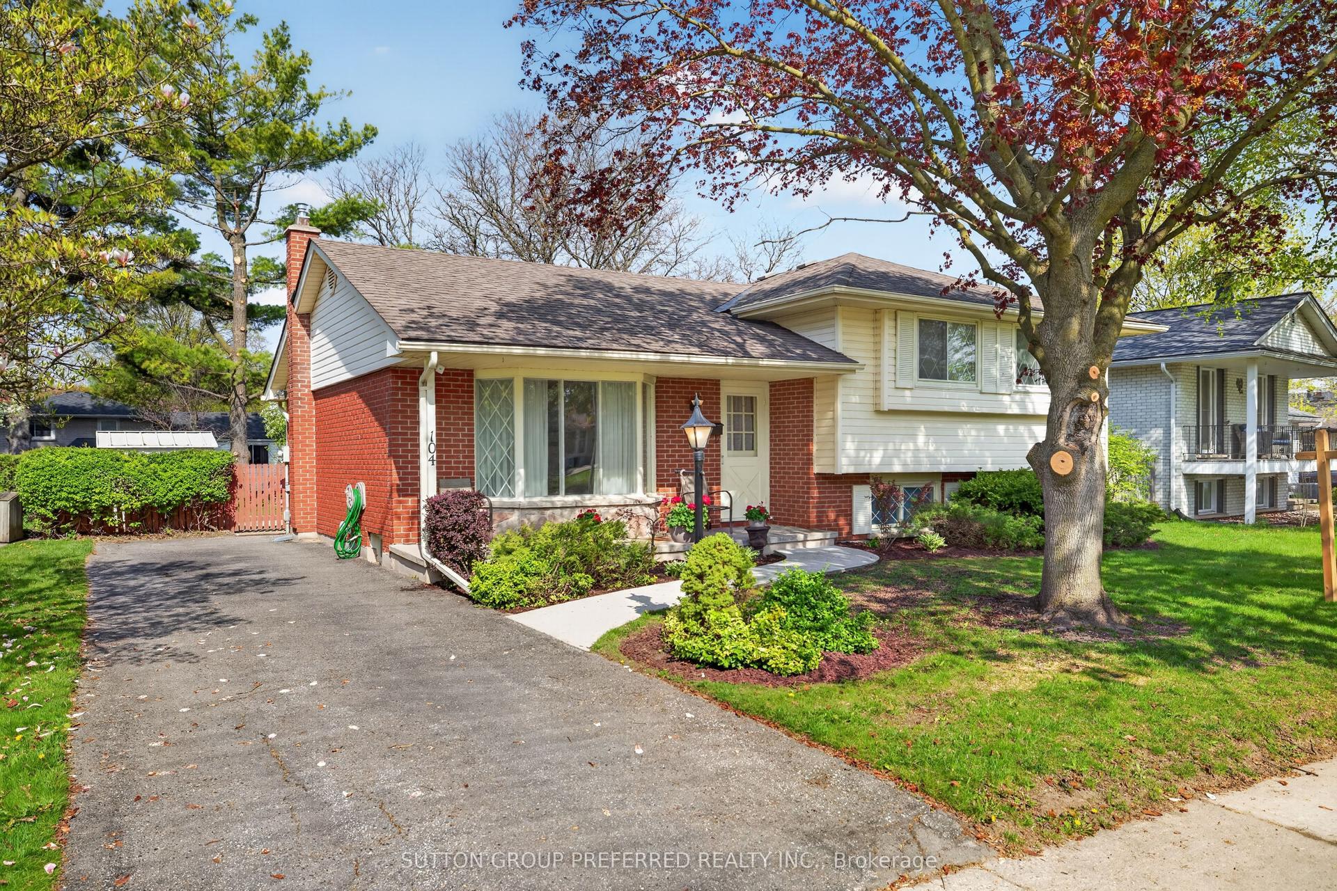 104 Mclean Drive — photo 1