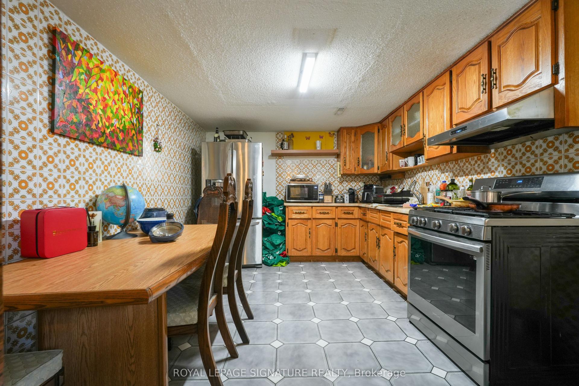 674 Abana Road Room #3 #Room #3, Mississauga — Semi-Detached for lease, photo 1