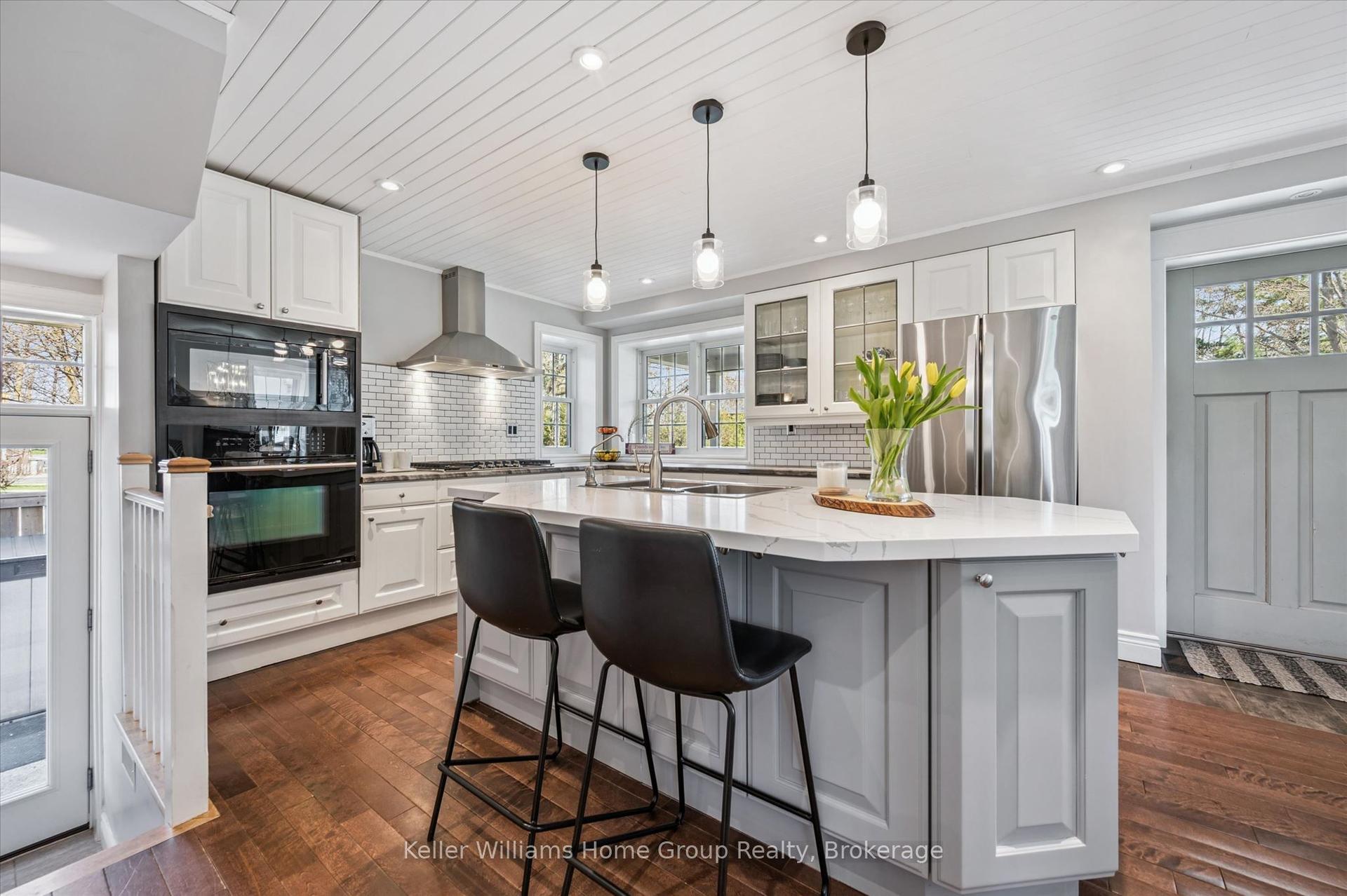3 Dundas Street W, Erin — Detached for sale, photo 1