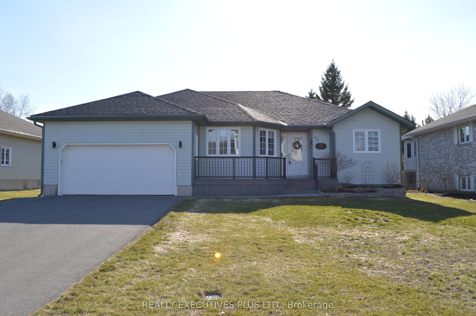 11 Grove Street — photo 1