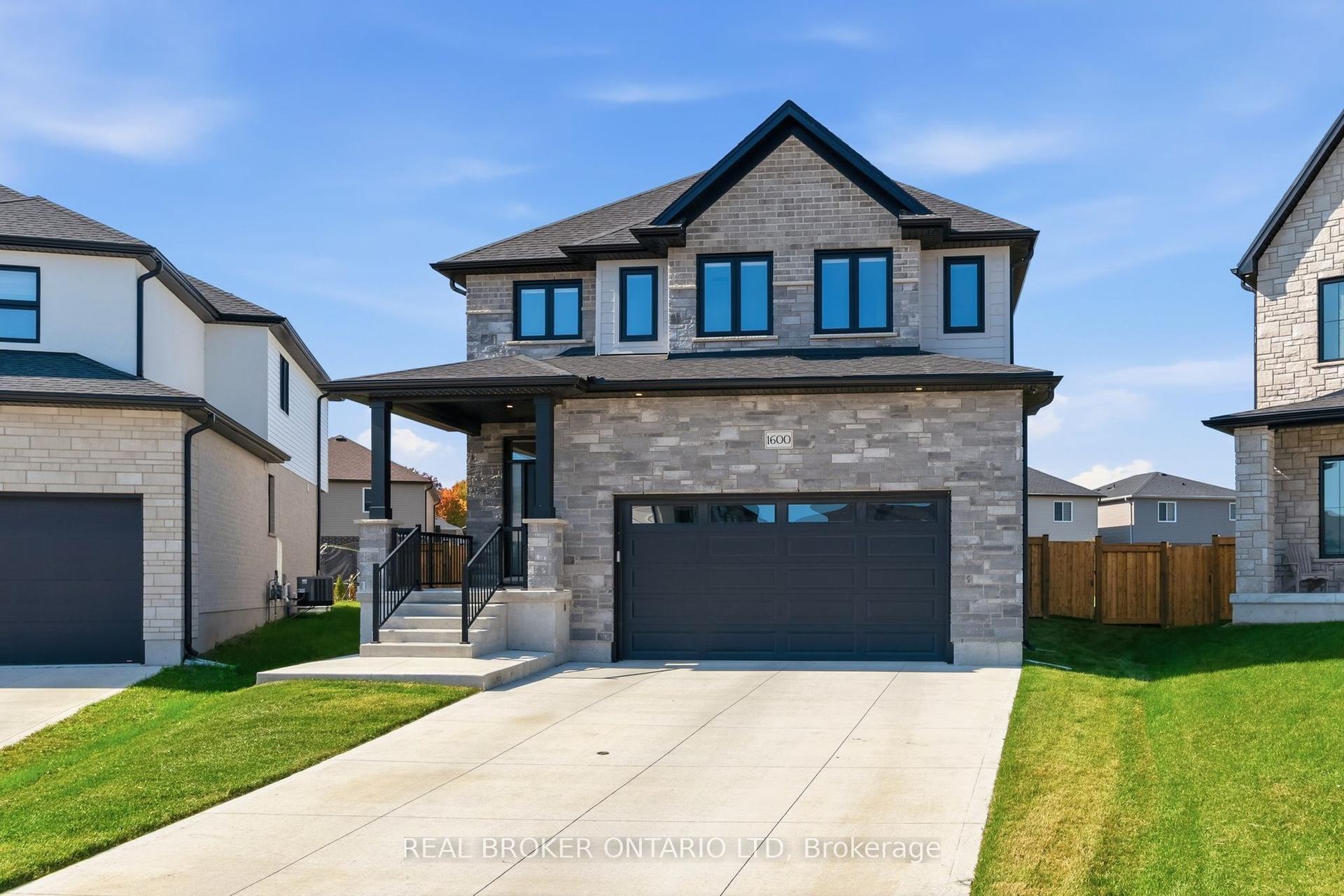 1600 Medway Park Drive — photo 1