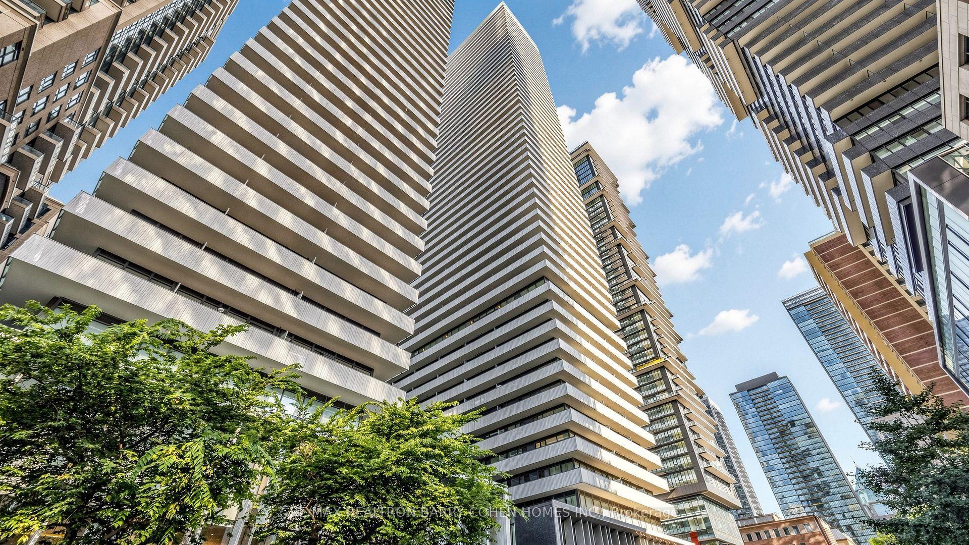 50 Charles Street E 3407 #3407, Toronto — Condo for sale, photo 1