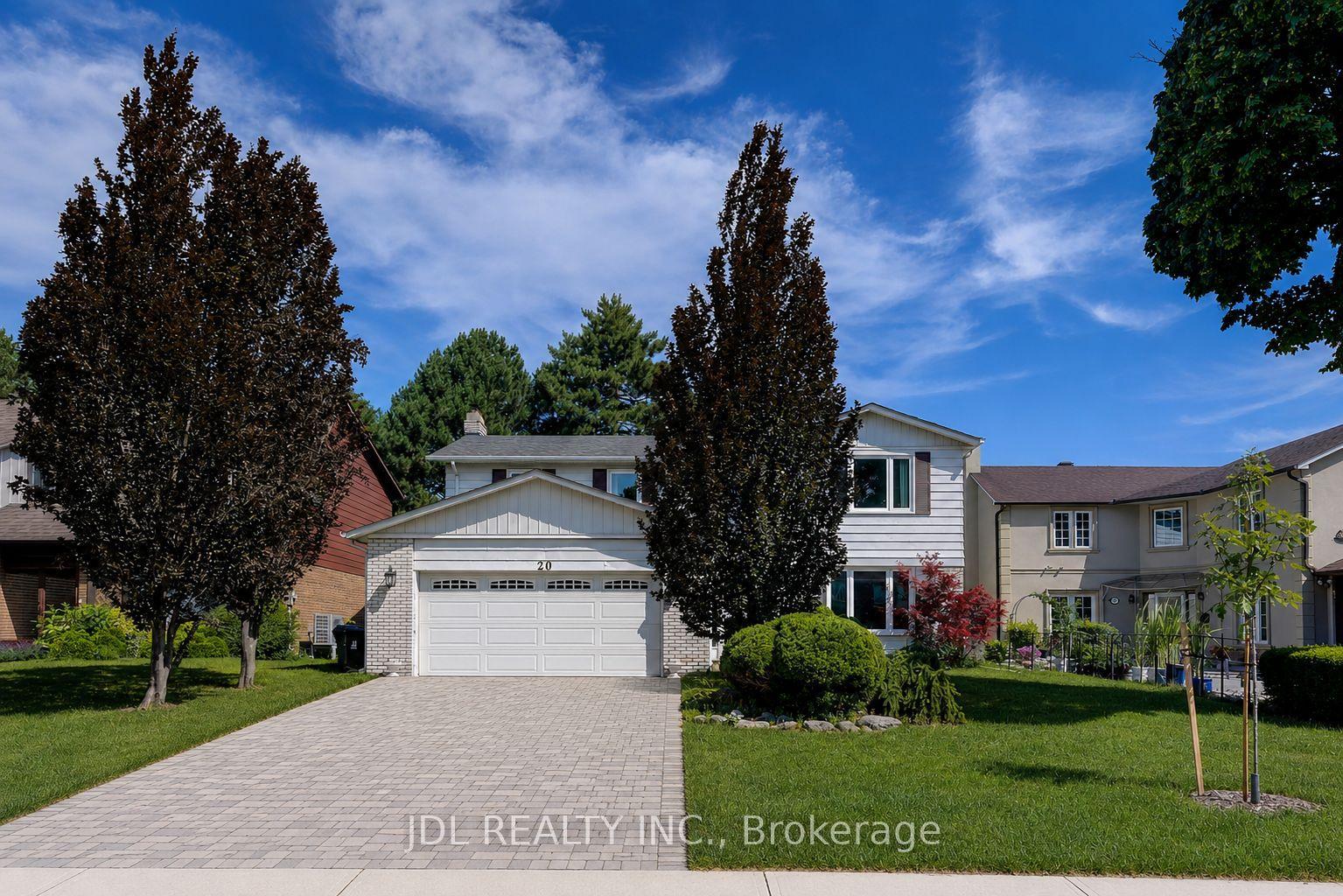 20 Mossgrove Trail, Toronto — Detached for sale, photo 1