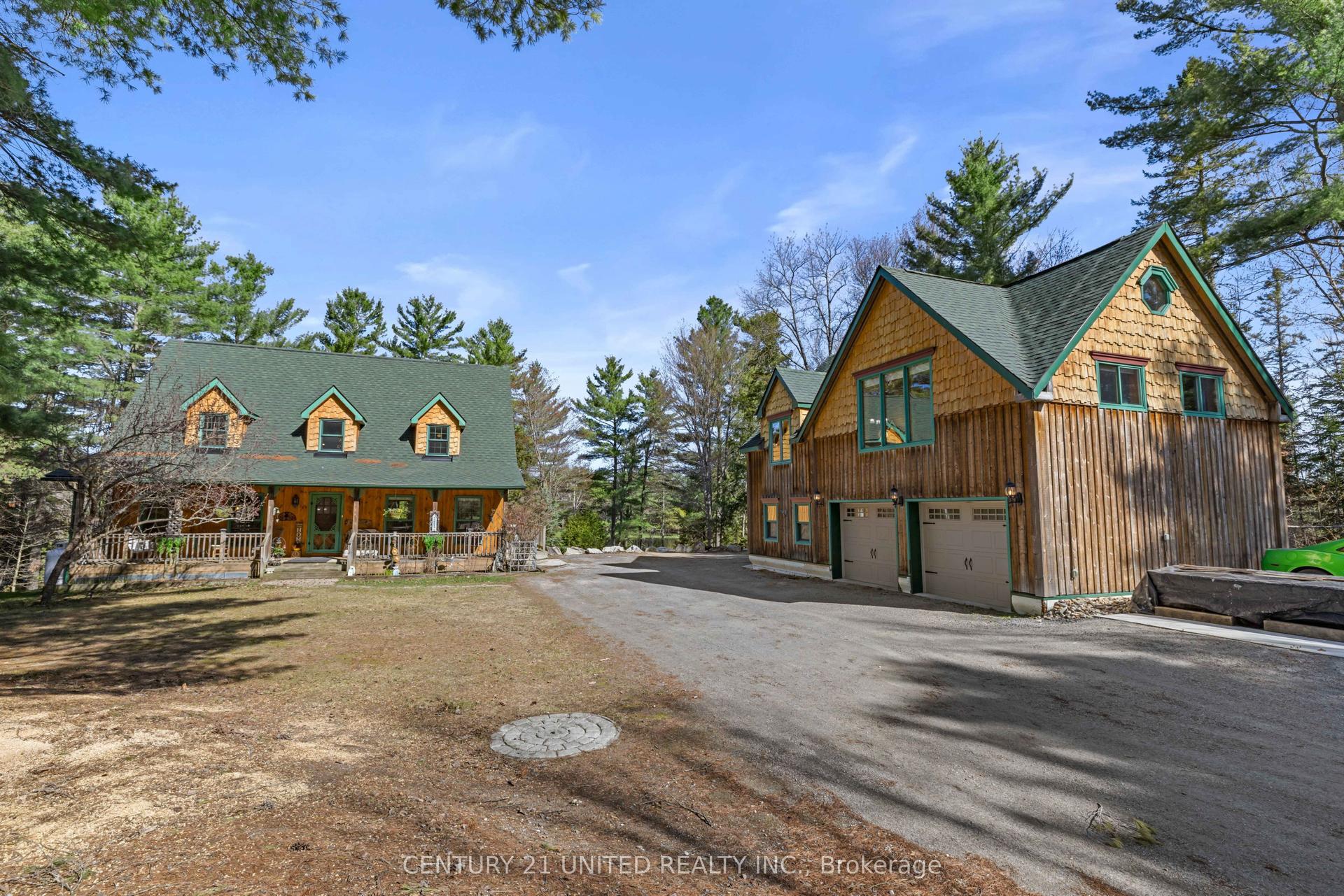 28 Van Luven Lane — photo 1