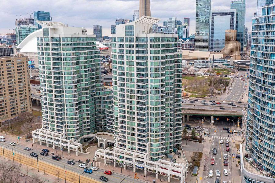 228 Queens Quay W 2801 (Ph 1) #2801 (Ph 1) — photo 1