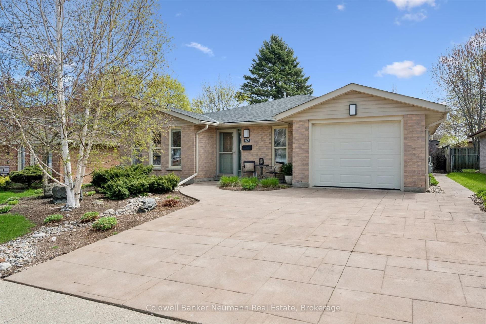 47 Springdale Boulevard — photo 1