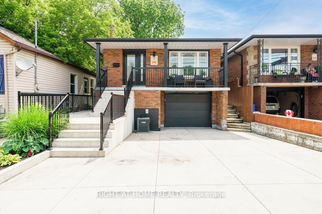 494 Ferguson Avenue N, Hamilton — Detached for sale, photo 1