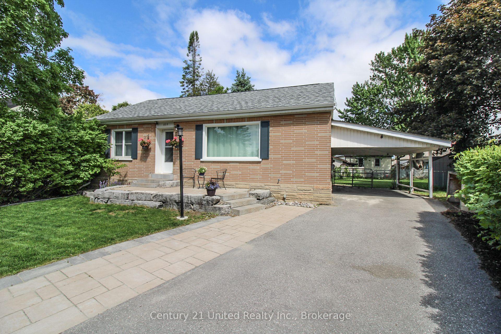 822 Argyle Street — photo 1