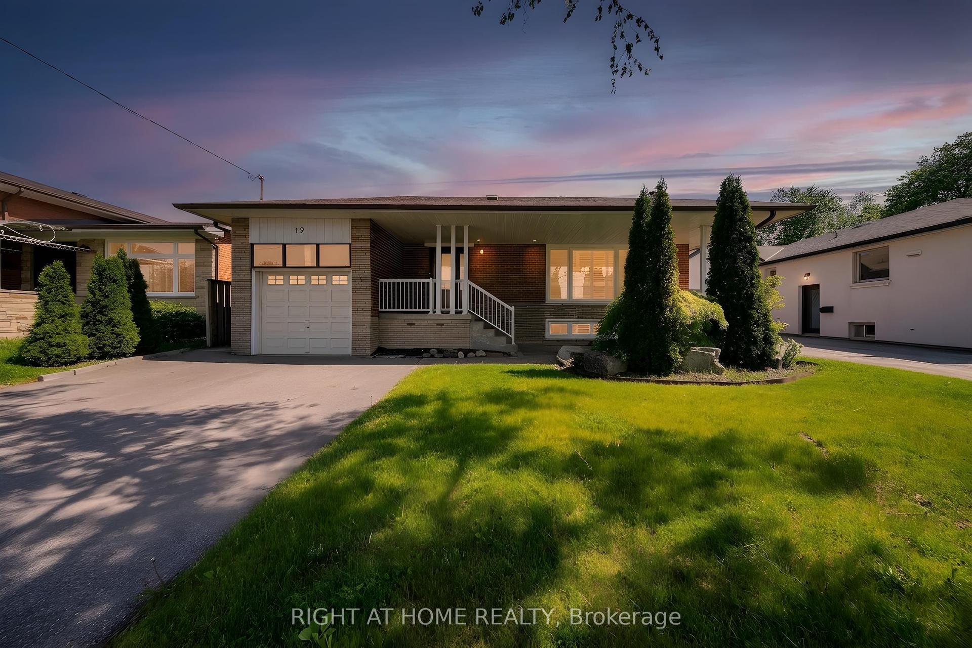 19 Wall Avenue — photo 1