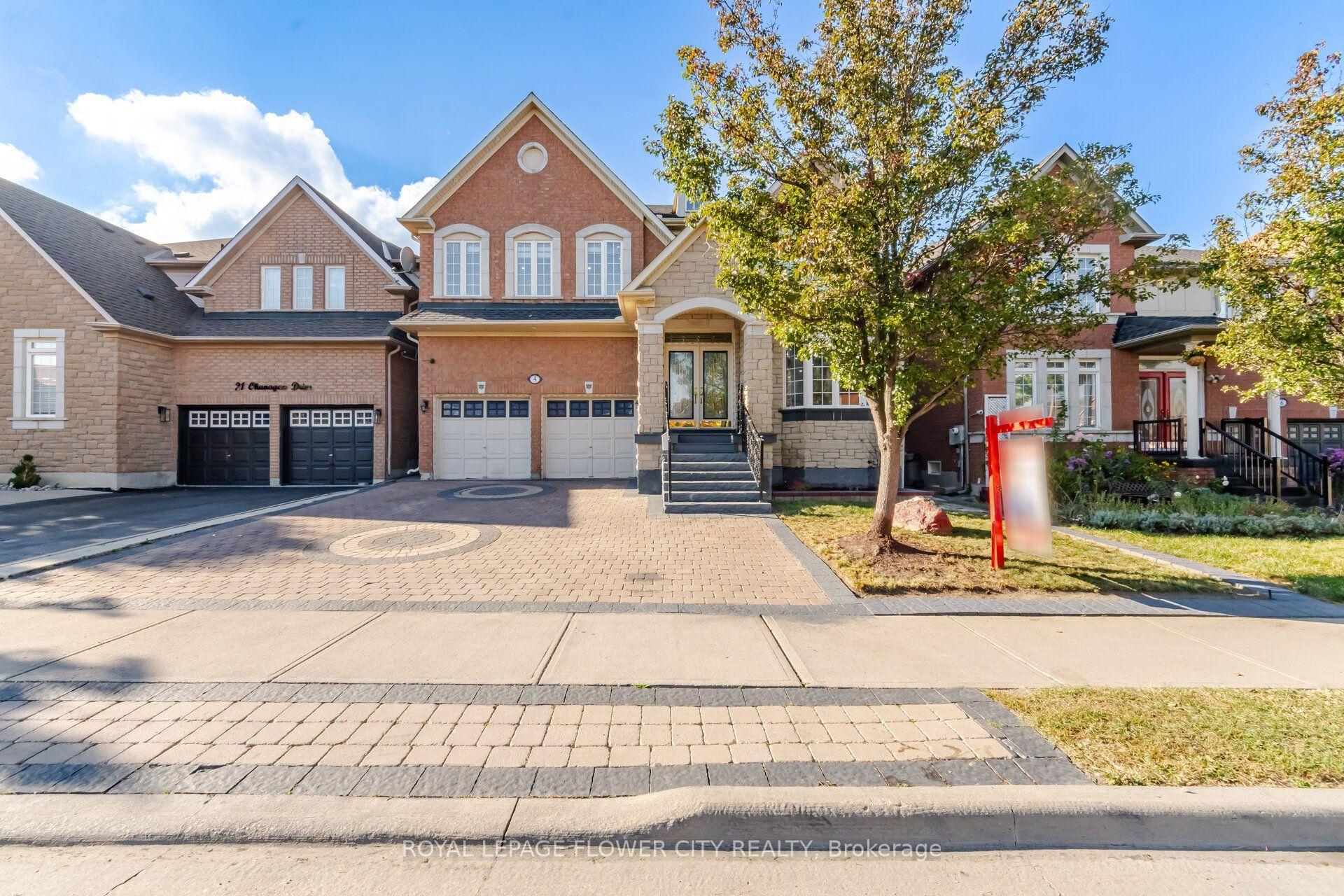 4 Castle Mountain Drive, Brampton — Detached for sale, photo 1