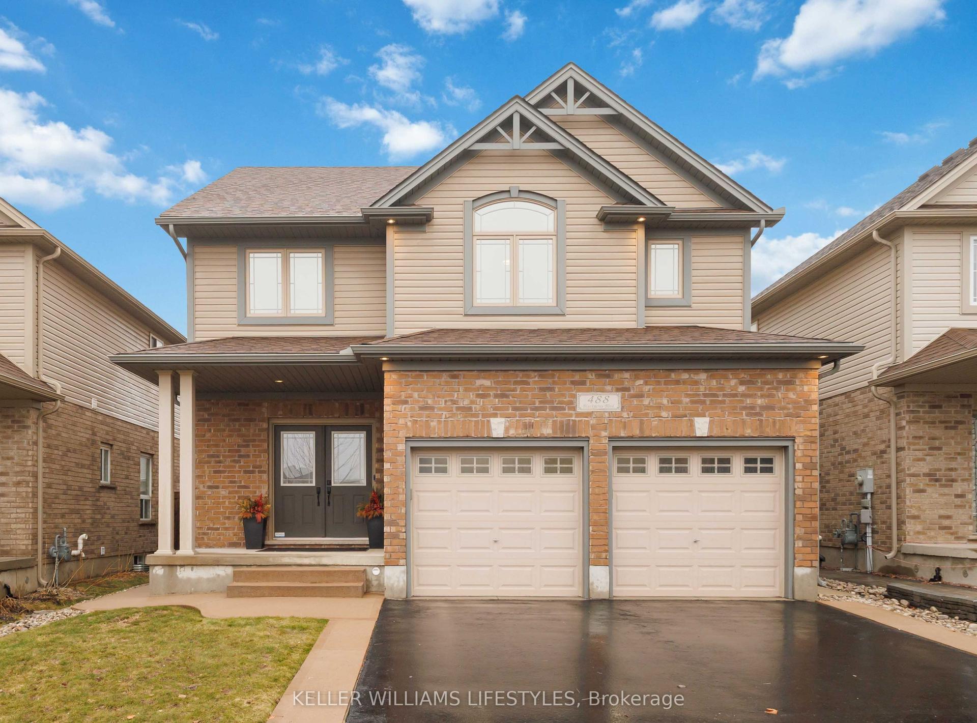 488 Blackacres Boulevard — photo 1