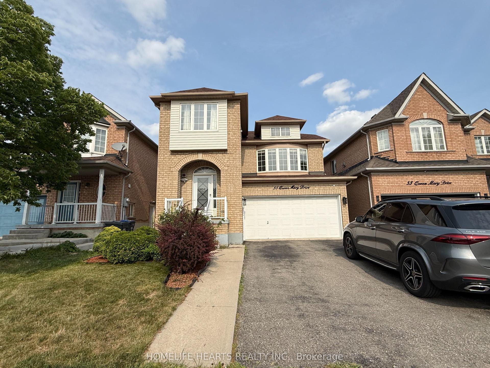 55 Queen Mary Drive, Brampton — Detached for lease, photo 1