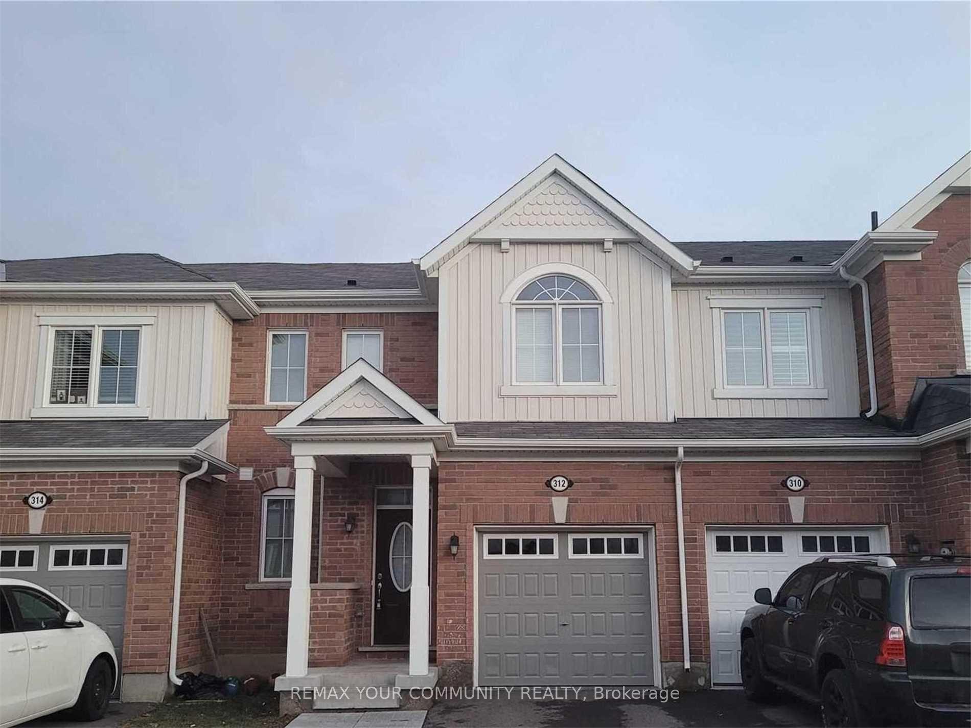 312 Jean Landing Street, Milton — Townhouse for lease, photo 1