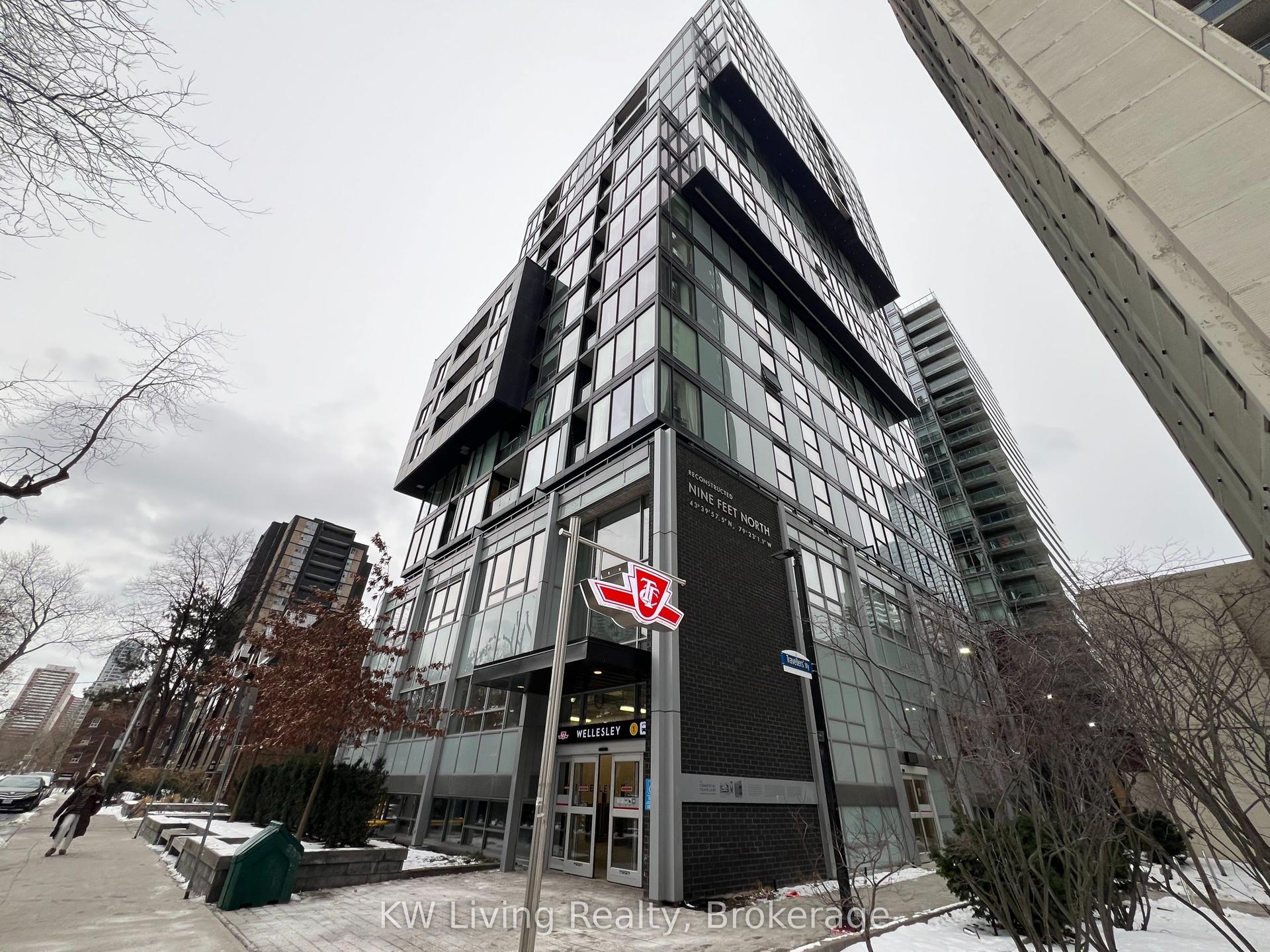 17 Dundonald Street 1007 #1007, Toronto — Condo for sale, photo 1