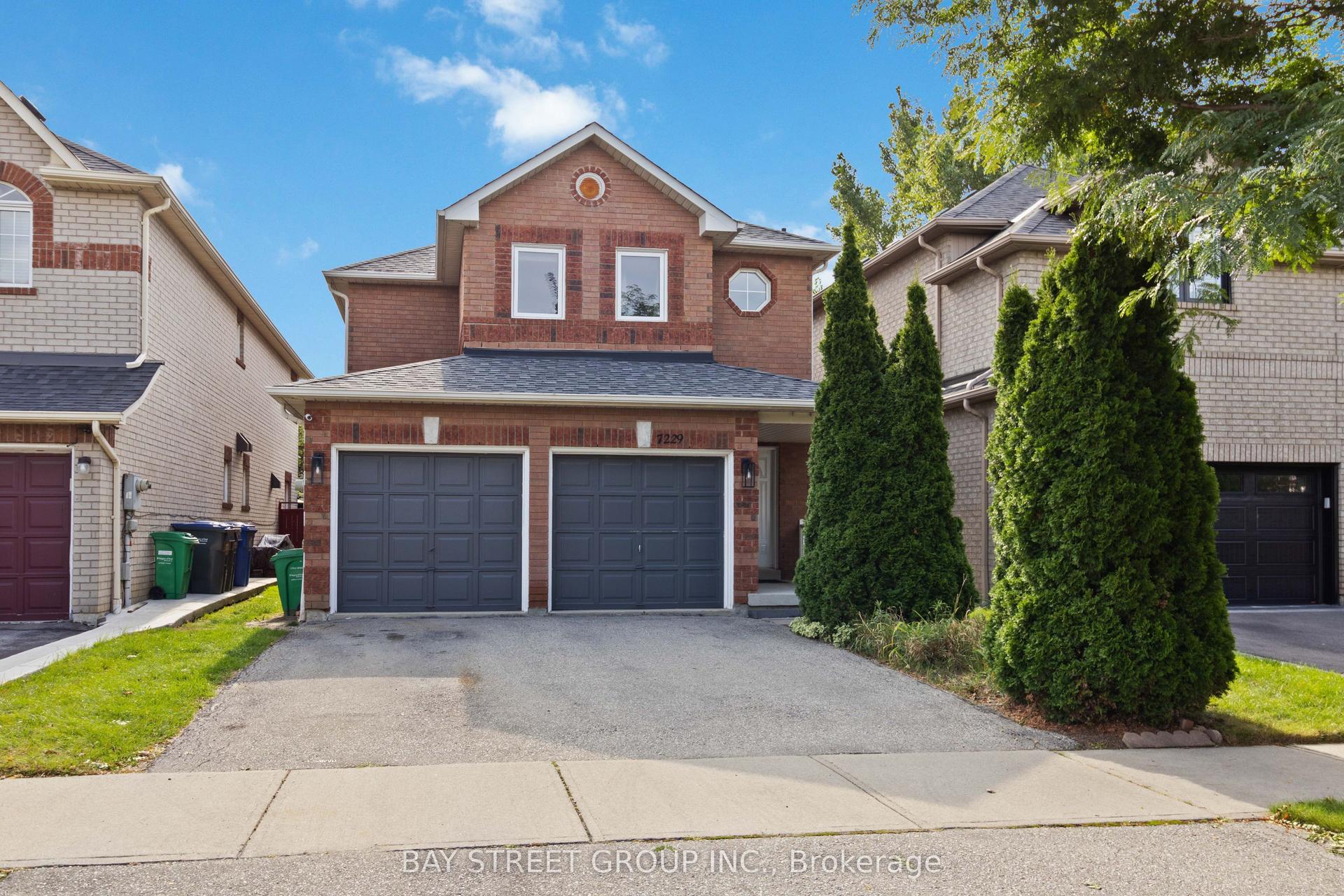 7229 Dime Crescent — photo 1
